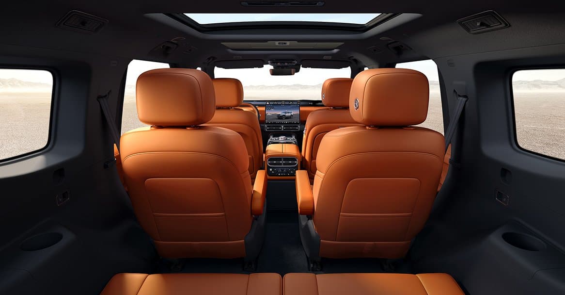 JETOUR G700 — уужим олон эгнээ салон