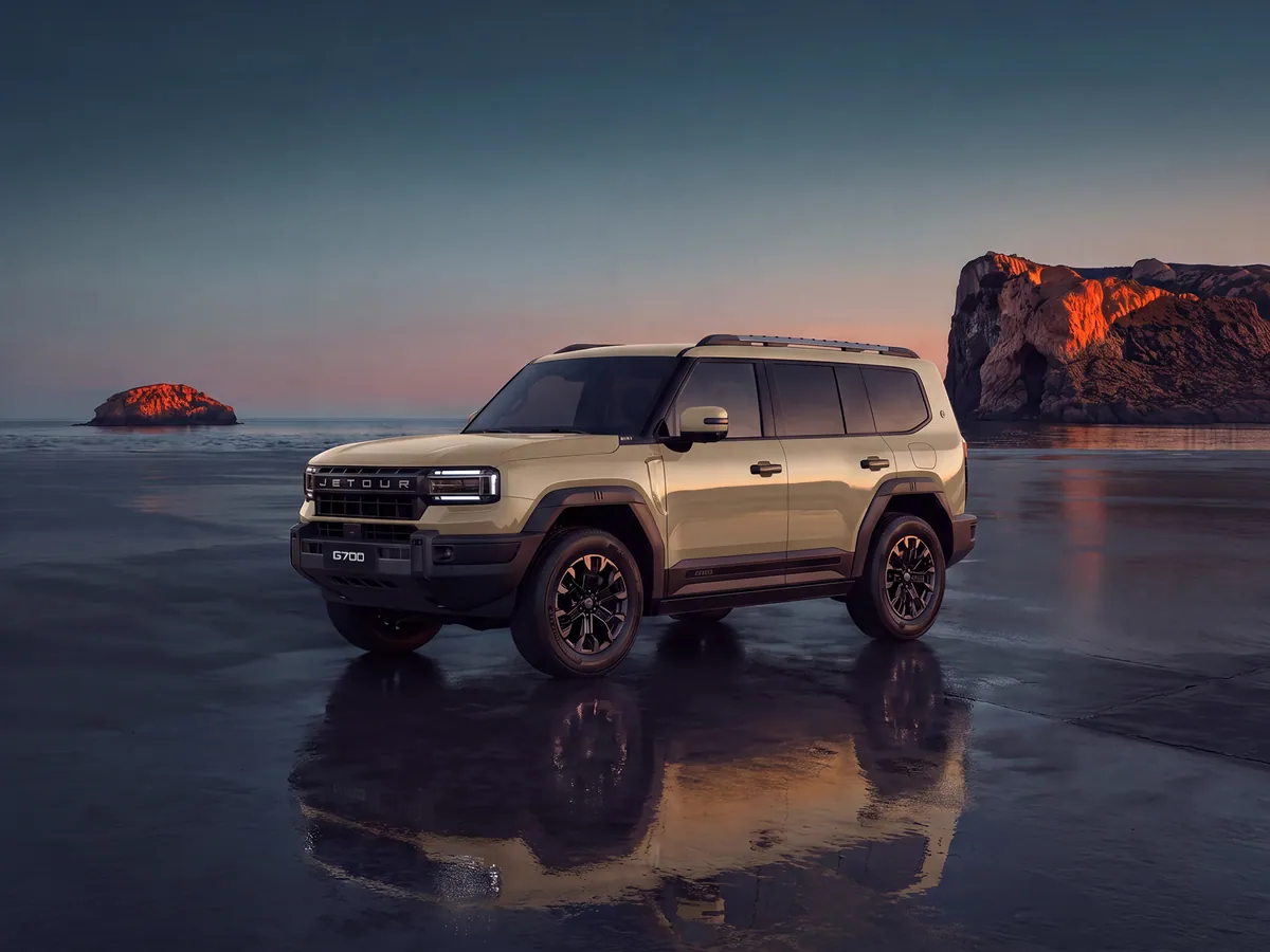 JETOUR G700 — Бор